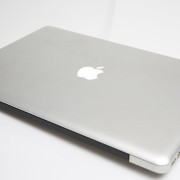 Apple Mac Book Pro i7