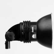 Profoto-2170_900794-Pro-B-Head-Plus-UV-Zoom-Reflector-lpr